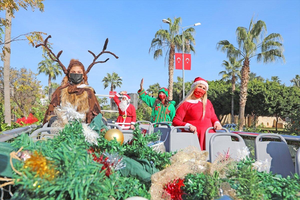 Mersinli vatandaşlar için 'renkli' yılbaşı etkinliği