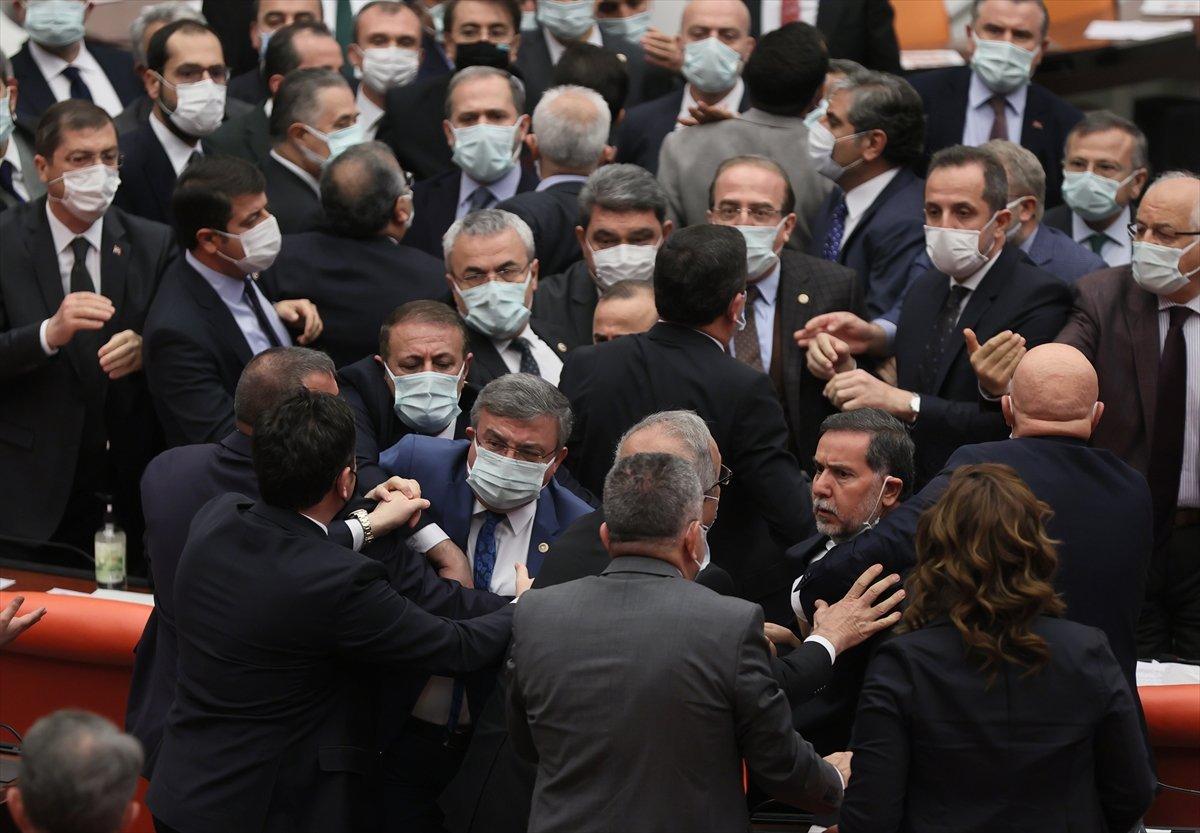 TBMM'de yumruklu kavga