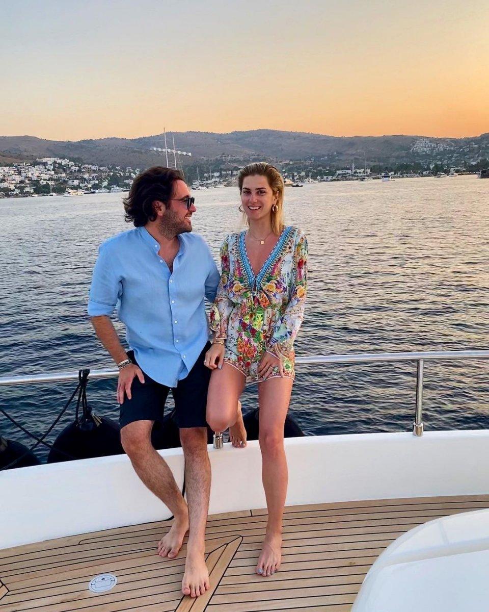 Hacı Sabancı'dan nişan paylaşımı