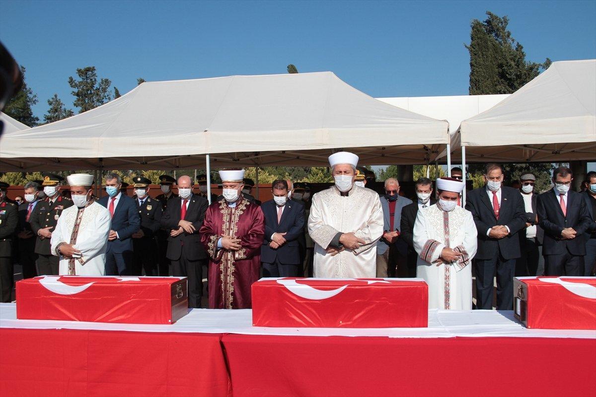 KKTC'de katledilen 14 şehit, 46 yıl sonra toprağa verildi