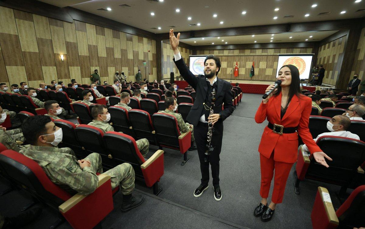 Hulusi Akar: Rumlar şımarık tutumlarından vazgeçmeli