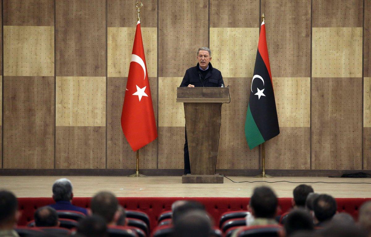 Hulusi Akar: Rumlar şımarık tutumlarından vazgeçmeli