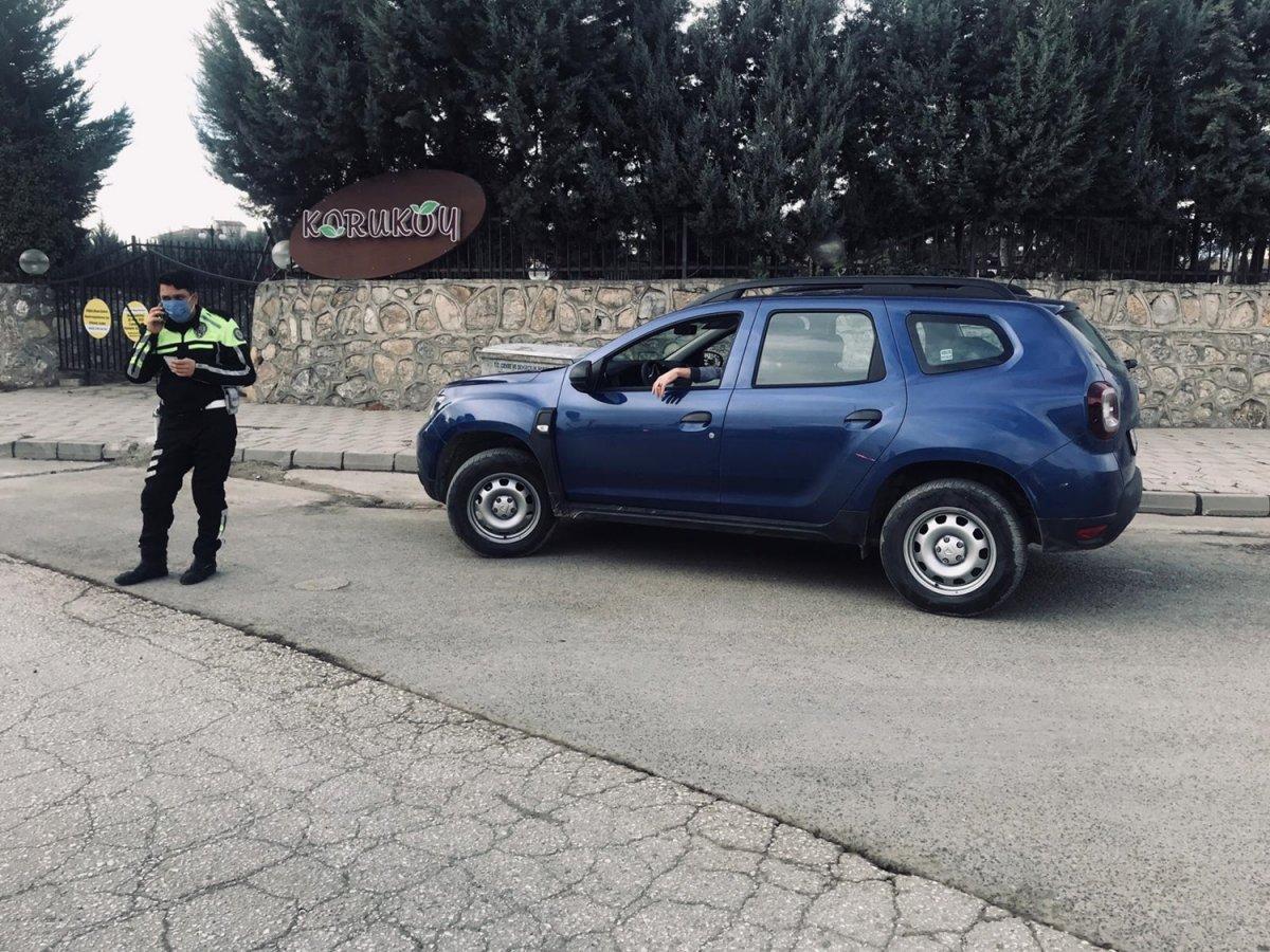 Düzce'de yasağı delen kişiye İl Emniyet Müdür Yardımcısı'ndan yerinde cevap