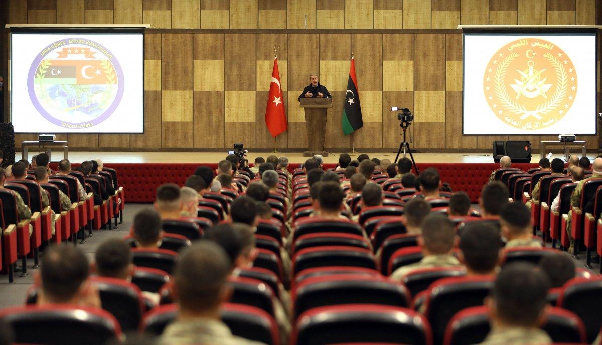 Hulusi Akar: Rumlar şımarık tutumlarından vazgeçmeli