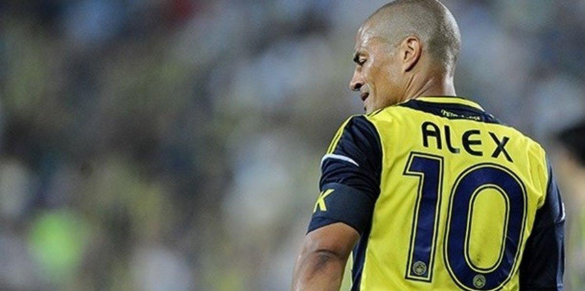 Alex de Souza antrenör olacak