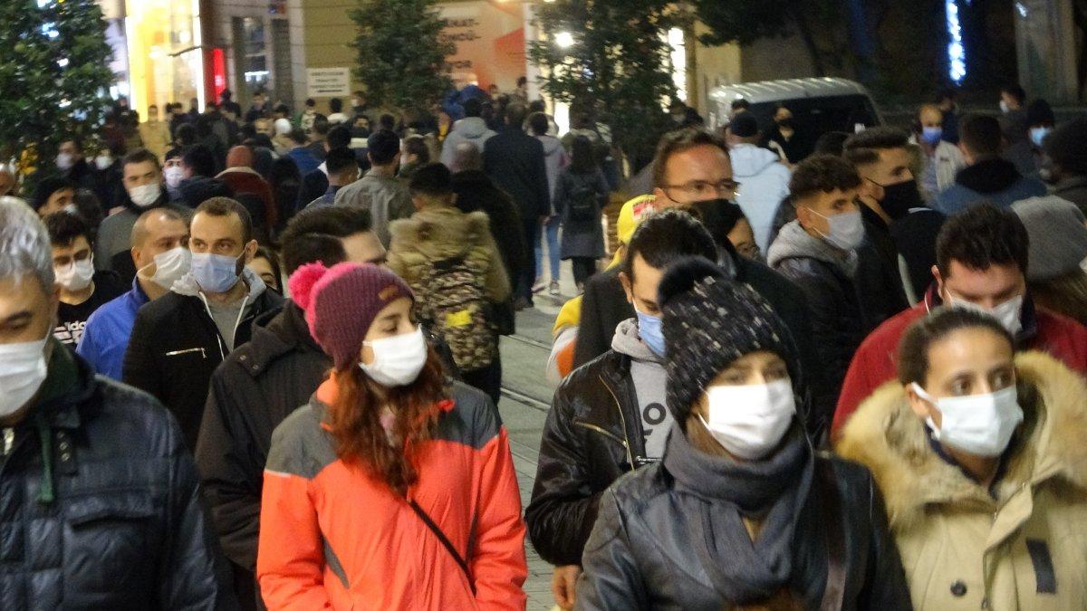 İstiklal Caddesi’nde yoğunluk