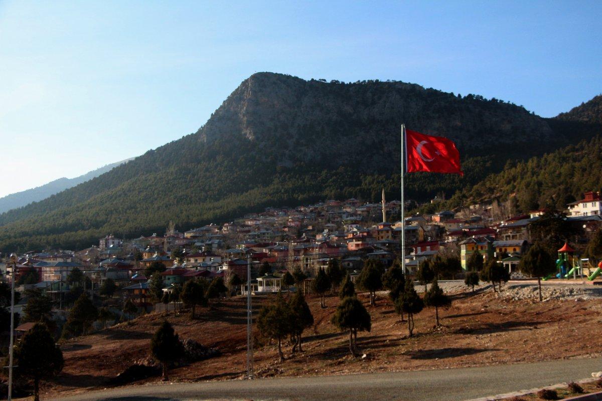 Adana’da koronadan kaçanların sığındığı yaylada nüfus 15 kat arttı