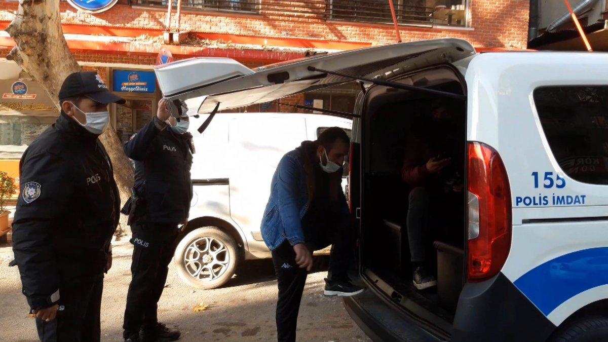 Kahramanmaraş'ta kısıtlamada kavga eden 3 kişi gözaltına alındı