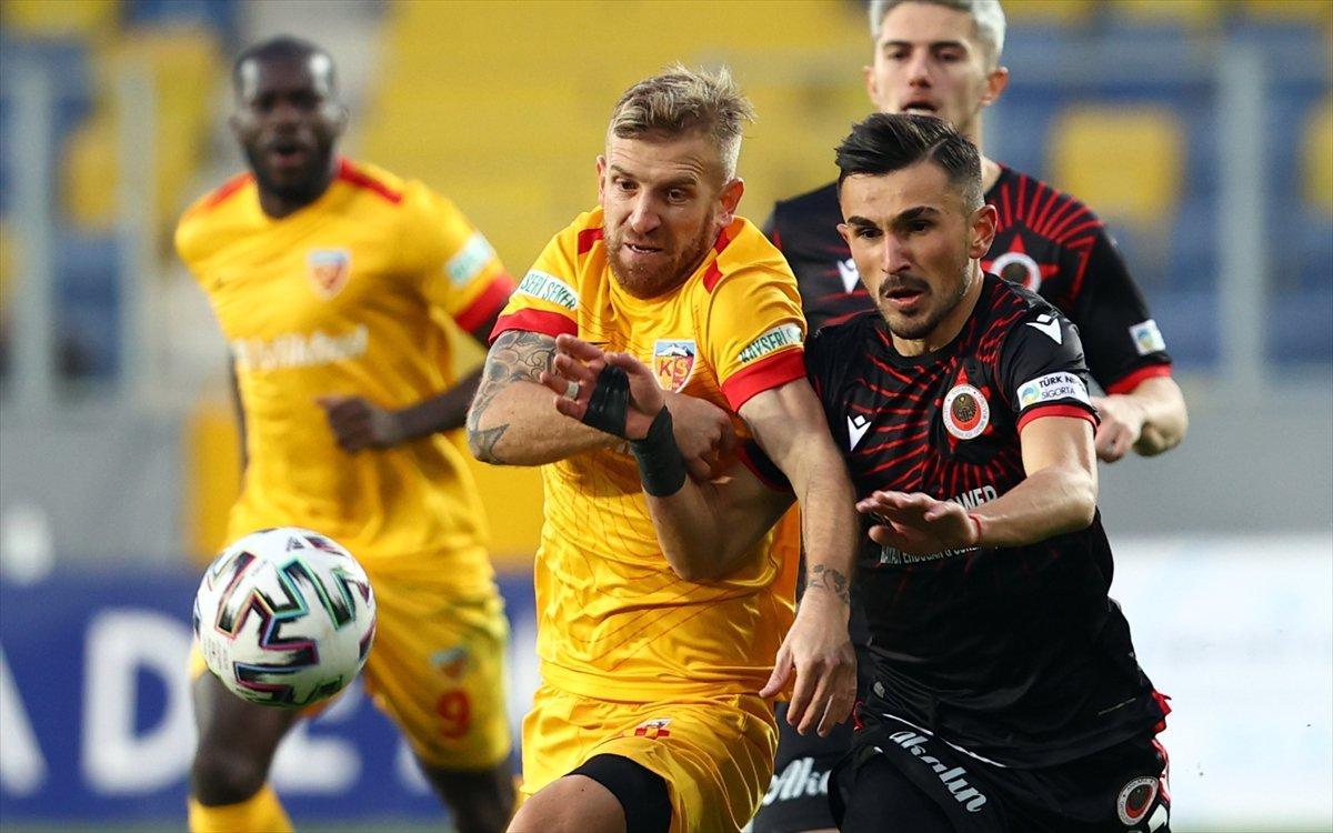 4 golün iptal olduğu maçta kazanan Gençlerbirliği