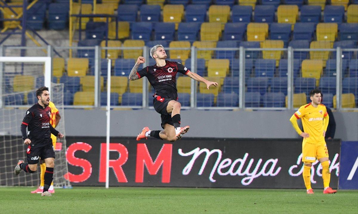4 golün iptal olduğu maçta kazanan Gençlerbirliği