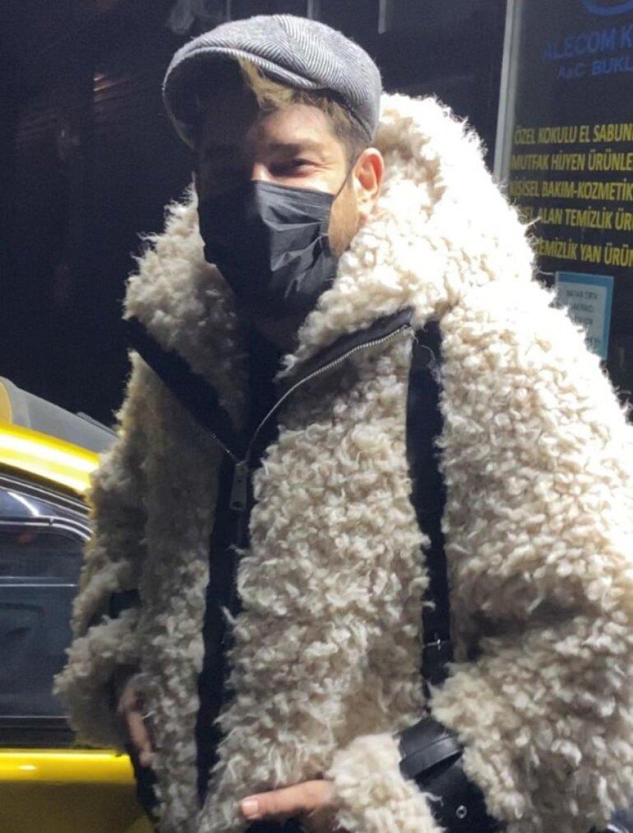 Enis Arıkan'ın ilginç montu