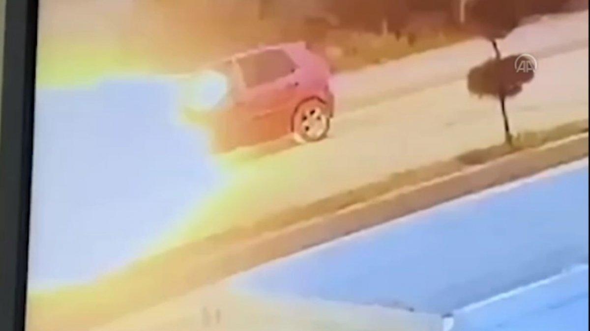 Bolu'da arızalanan aracın motoru patladı