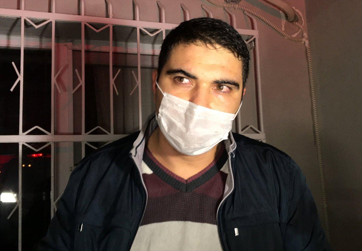 İzmir'de çıkan yangında 2 evde mahsur kalanları komşuları kurtardı