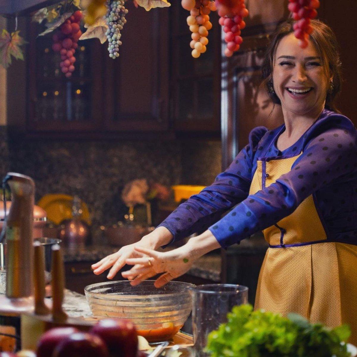 Demet Akbağ filmine sahip çıktı