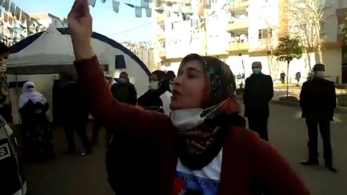 Diyarbakır'da anne, HDP'ye isyan etti: Benim kızımın özgürlüğü nerede