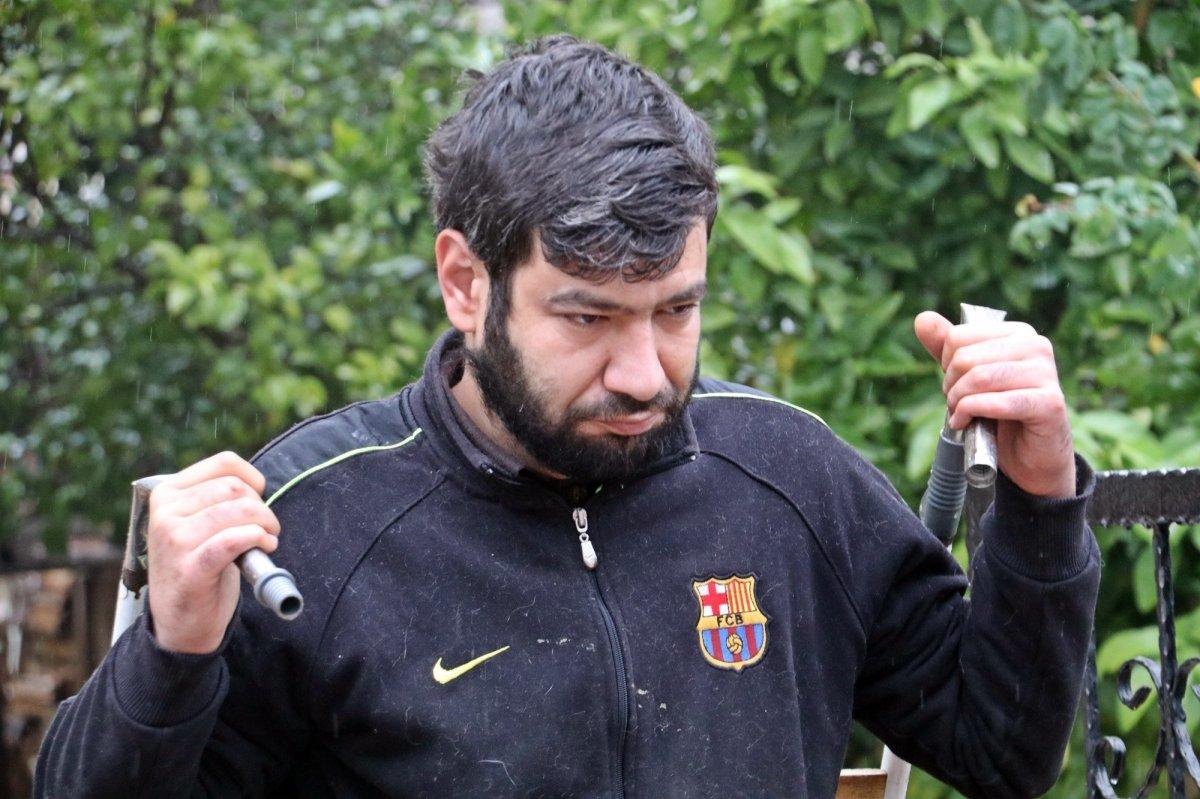 Antalya'da plastik toplayarak hazırlandığı KPSS’den 96,5 puan aldı