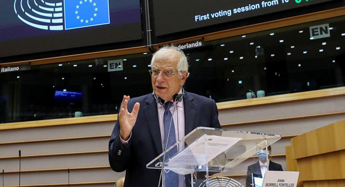 AB'den Rusya'ya aşı suçlaması