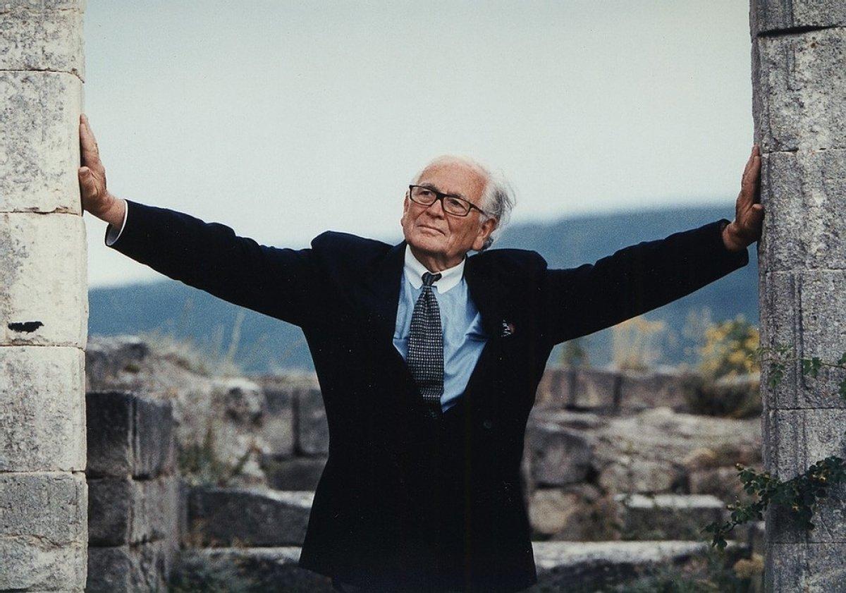 Pierre Cardin kimdir? Modacı Pierre Cardin nereli, kaç yaşındaydı? Pierre Cardin ölüm sebebi nedir?