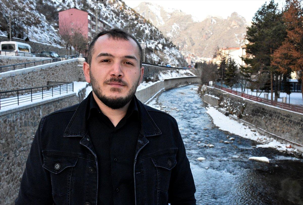 Gümüşhane'de çaya düşen köpeği kurtaran genç, o anları anlattı