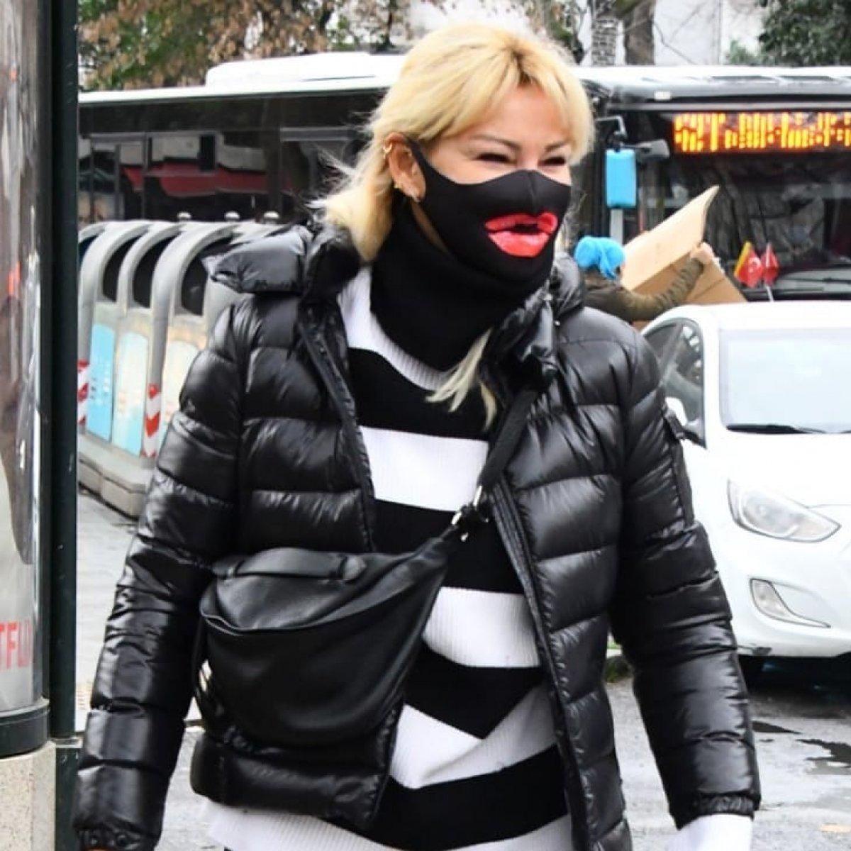 Pınar Altuğ'un ilginç maskesi