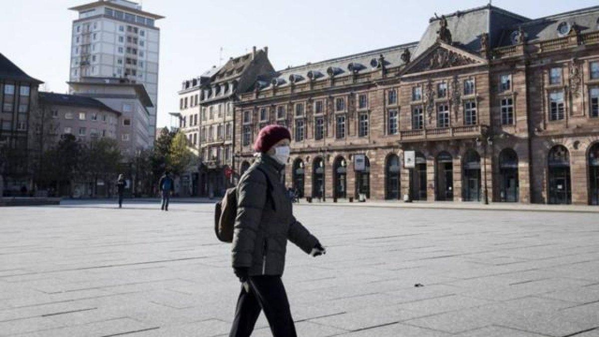 Fransız Bilim Konseyi: Kontrolsüz koronavirüs dalgası başlayabilir