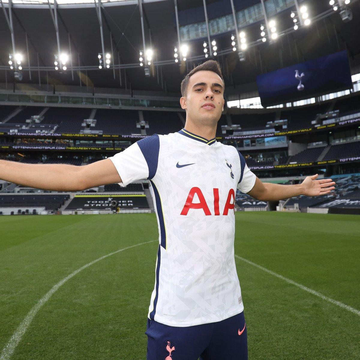 Reguilon: Mourinho Noel Günü kapıma yemek bıraktı