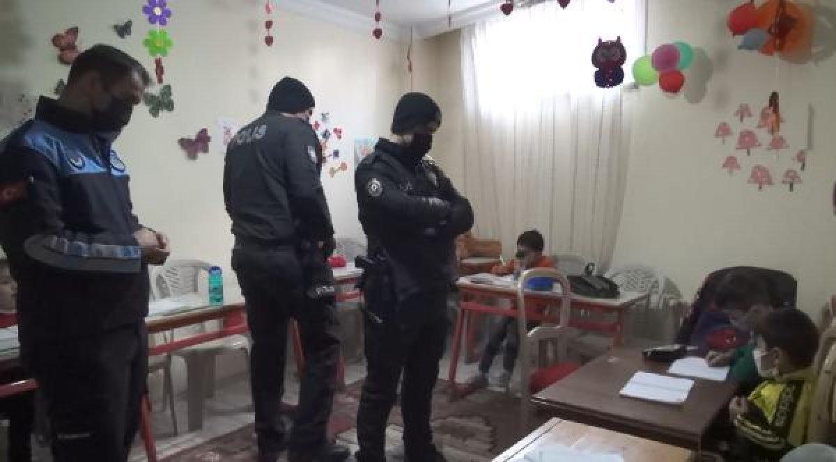 Polis ekipleri Esenyurt'taki kaçak kreşe baskın yaptı