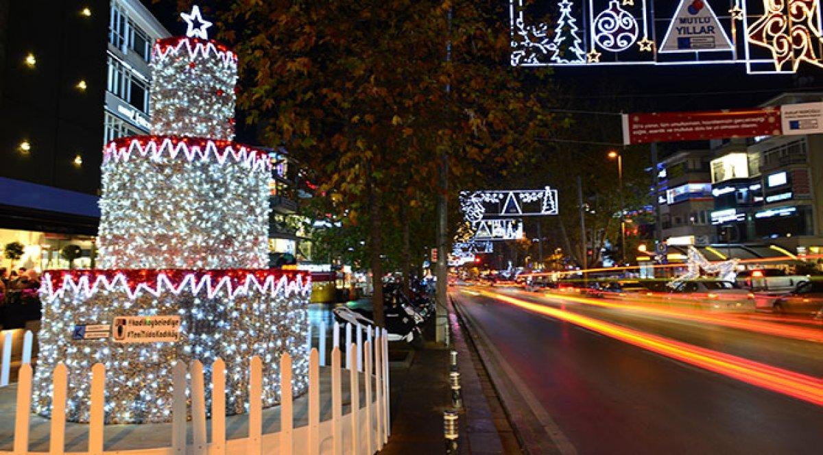 Yılbaşında nereler açık? 1-2-3 Ocak açık olan işletmeler hangileri? Yılbaşı yasak saatleri..