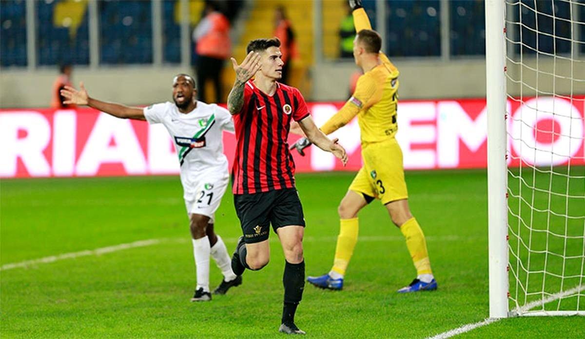 Abdullah Avcı; Ercan Kara, Yunus Mallı ve Berat Özdemir'i istiyor