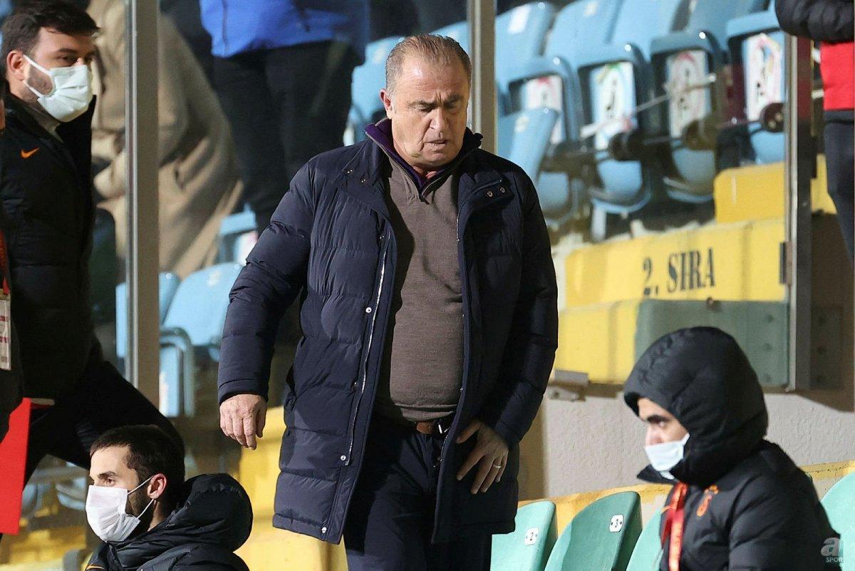 Fatih Terim'in cezası 4 maça indirildi