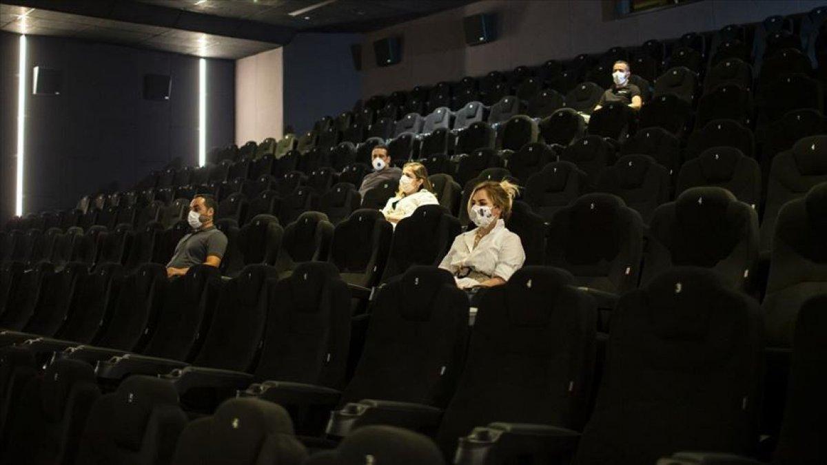 Sinemalar açılıyor mu? Sinema salonları ne zaman, hangi ay açılacak? Sinemaların açılış tarihi..