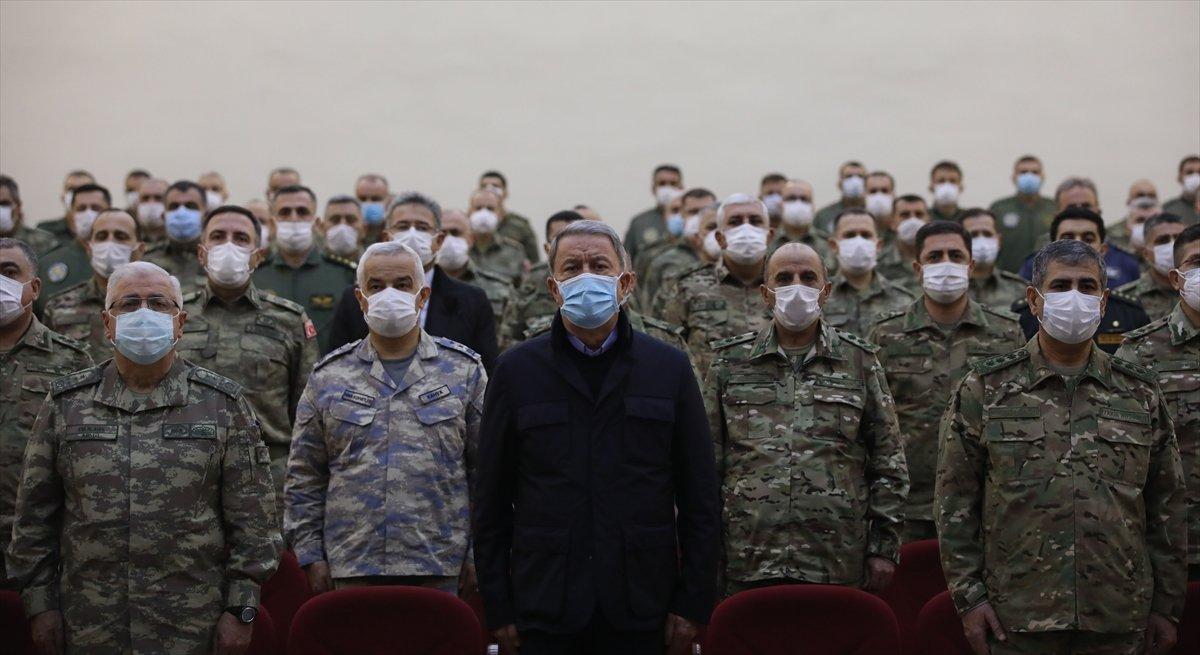 Hulusi Akar ve TSK komuta kademesi Bakü'de