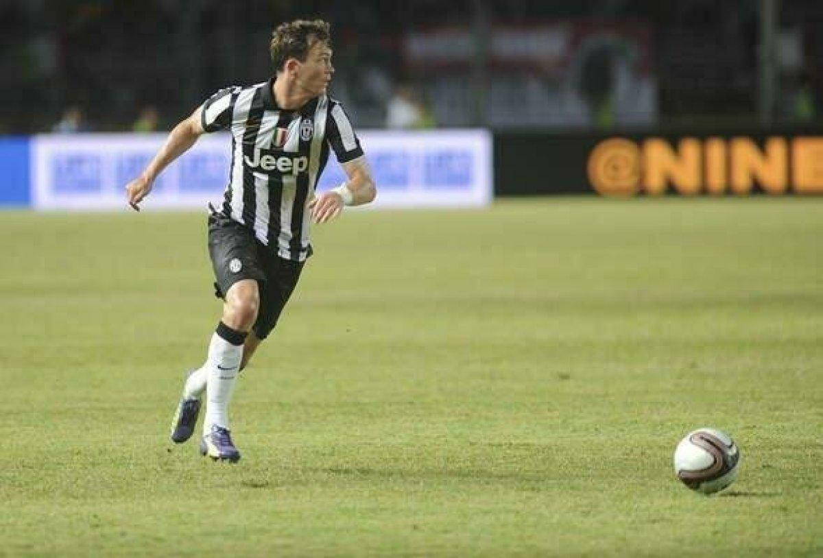 2020 yılında yeşil sahalara veda eden futbolcular