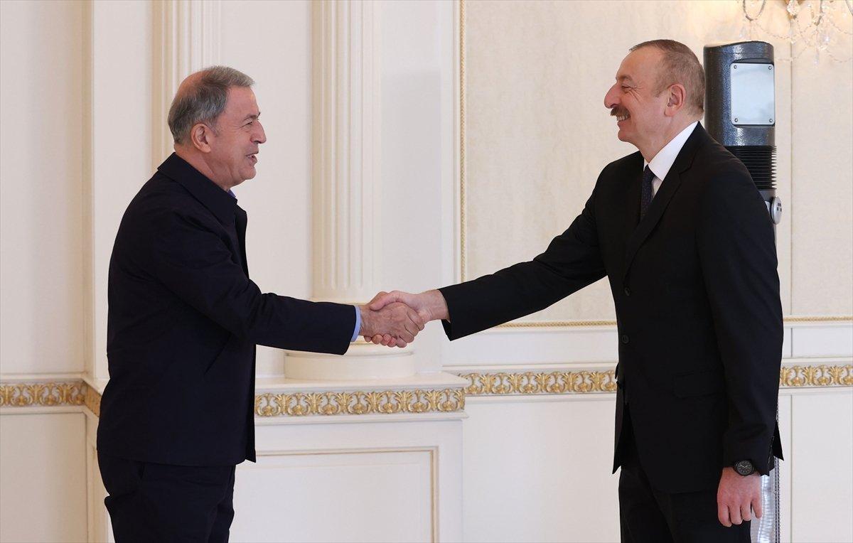 Hulusi Akar ve İlham Aliyev, Bakü'de bir araya geldi