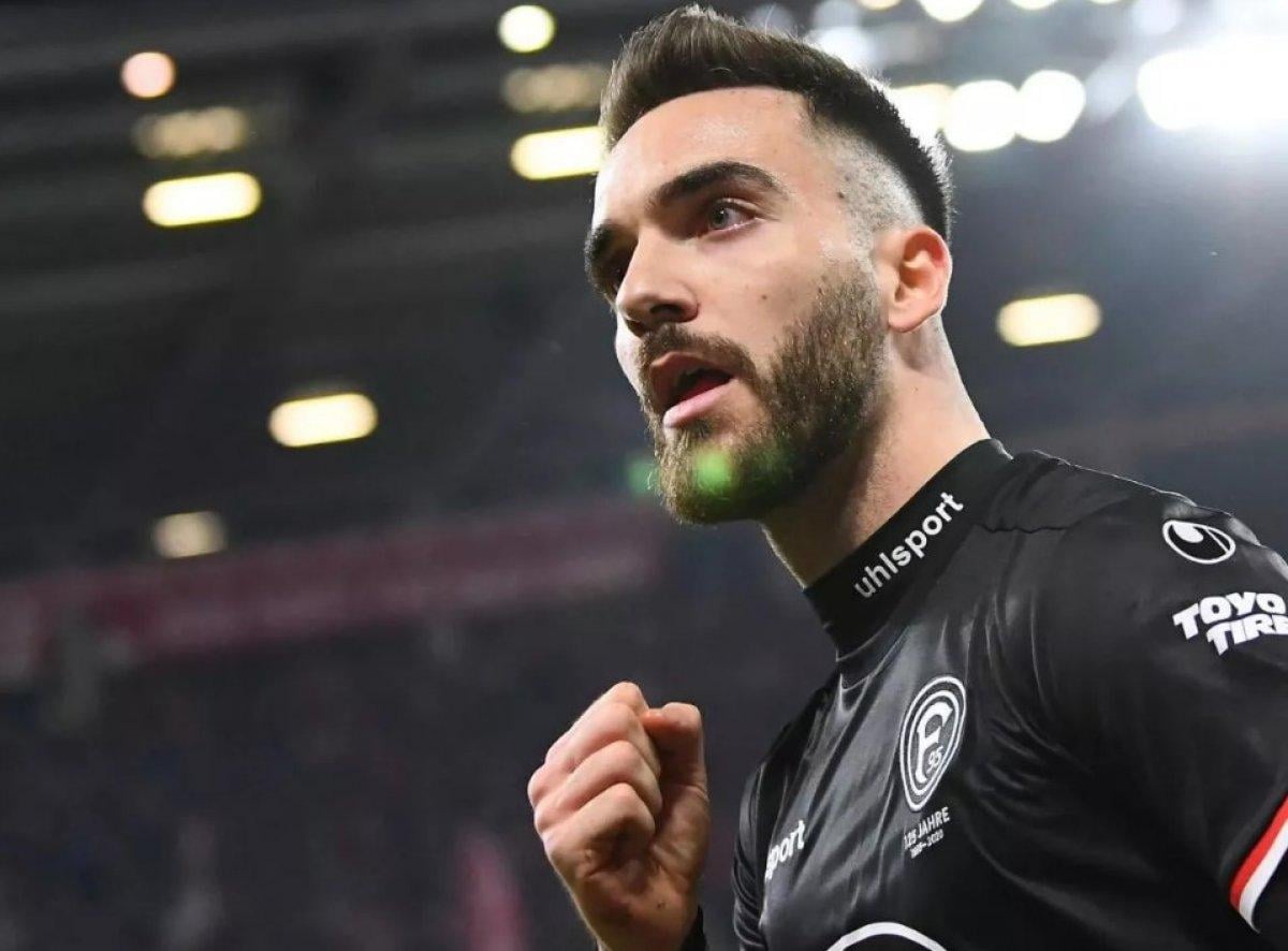 Beşiktaş forvete ve savunmaya takviye yapacak