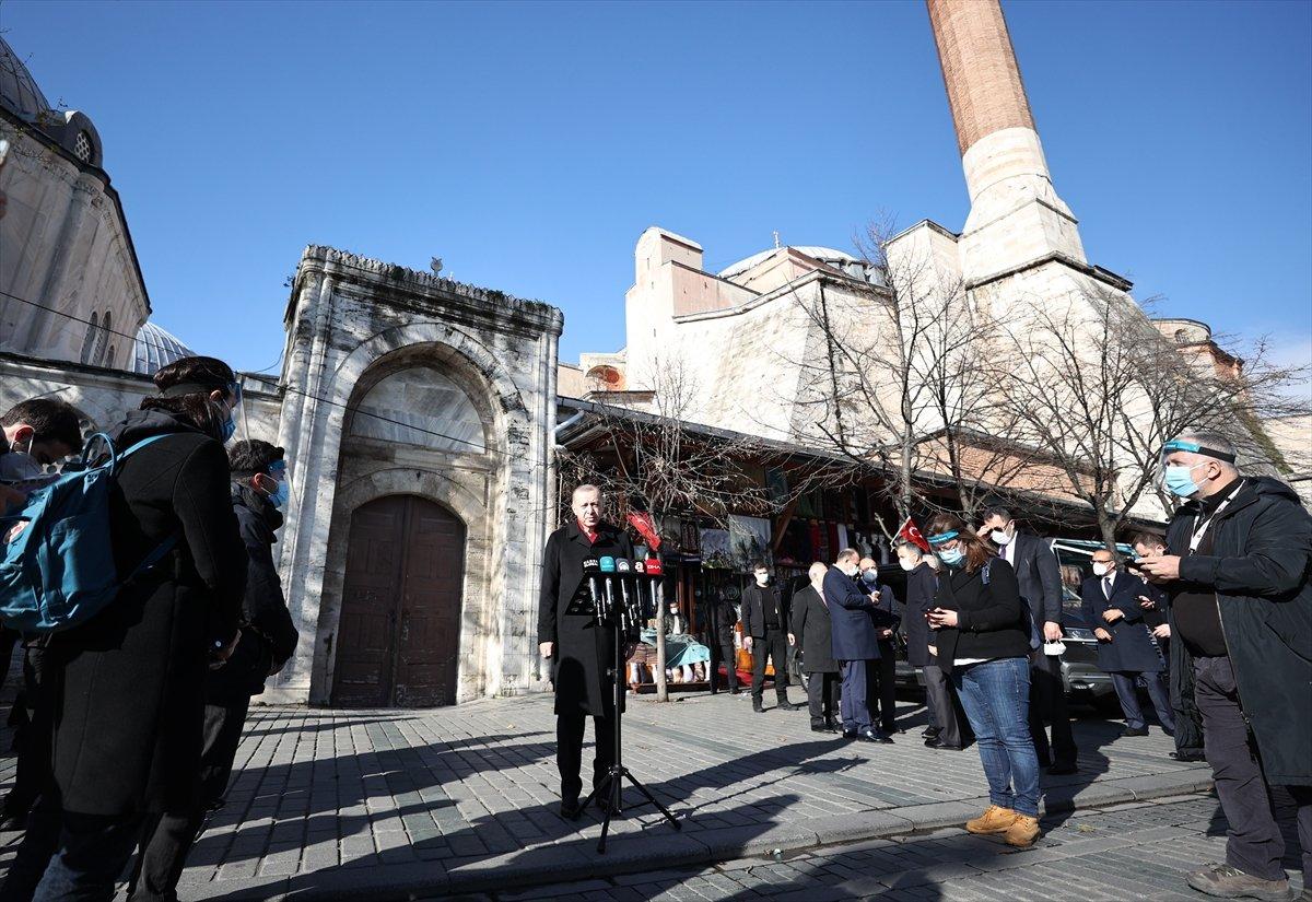 Fikri Sağlar'ın başörtüsü nefreti Cumhurbaşkanı Erdoğan'a soruldu
