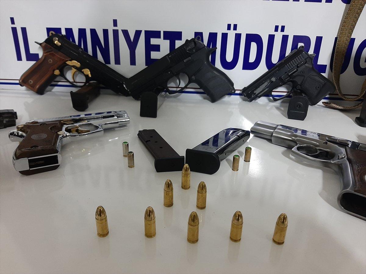 Balıkesir'de yılbaşı gecesi 4 mahalleye operasyon