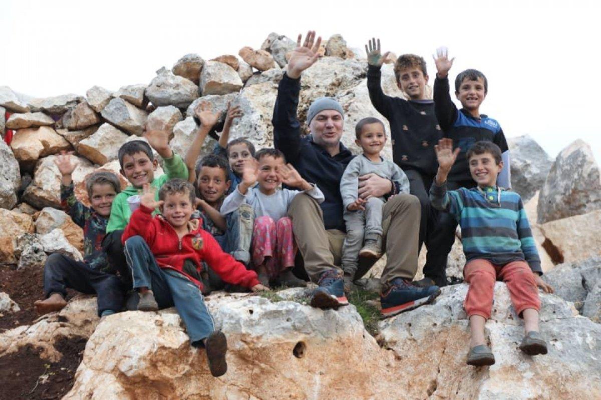 Kıyamder mülteciler için günde 50 bin ekmek dağıtımı yapıyor