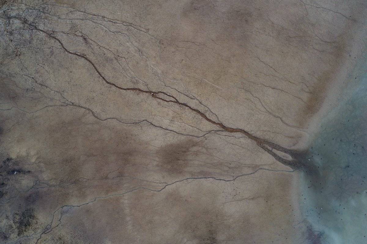 Terkos Gölü'nde su, 100 metre çekildi