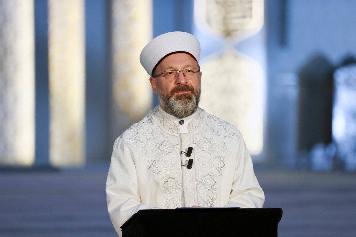 Ali Erbaş: Dünyadaki muhasebemizi ahiretteki hesaba göre yapmalıyız