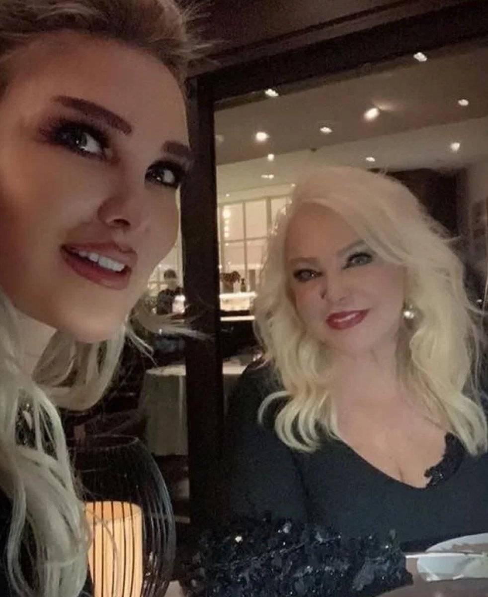 Seren Serengil annesi Nevin Serengil'i takipten çıkardı