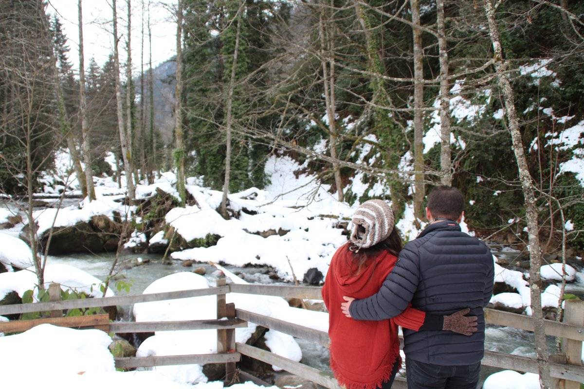 Ayder Yaylası, yılbaşı kısıtlamasında tatilcilerle doldu