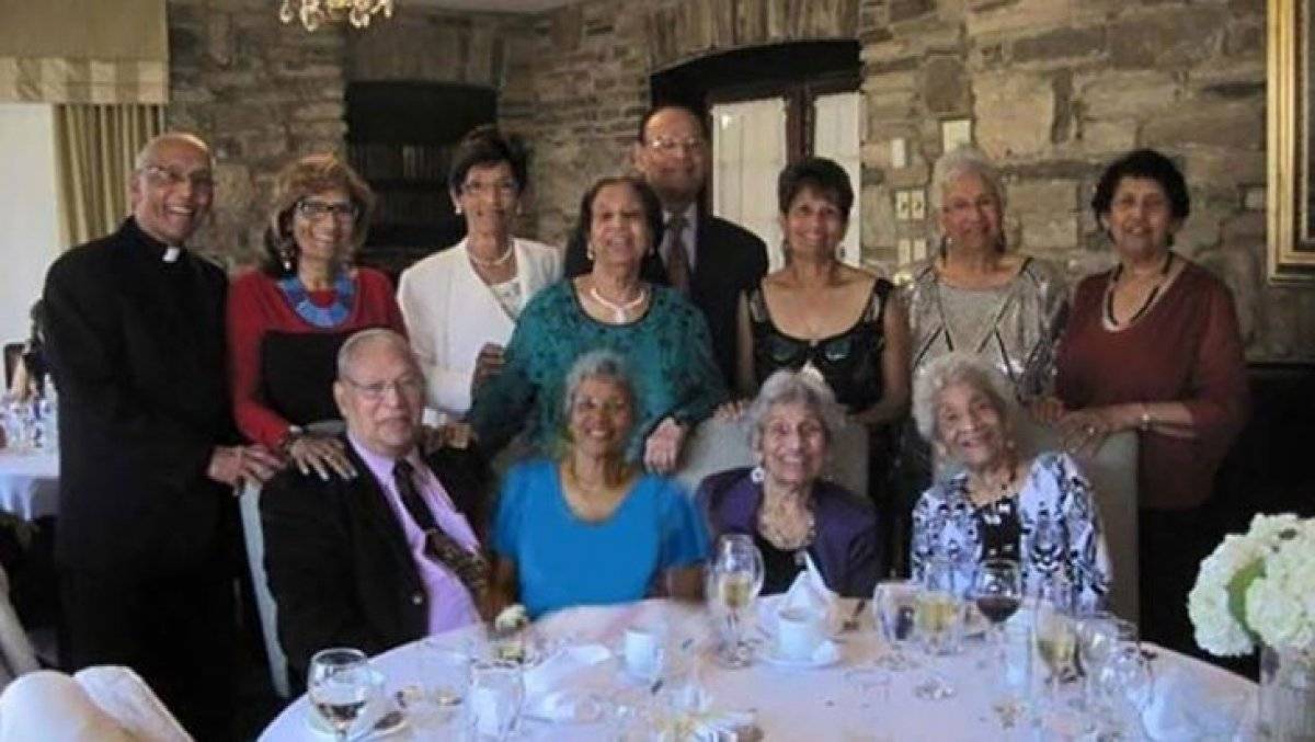 Guinness'te ilginç rekor: 12 kardeşin yaşları toplamı 1042