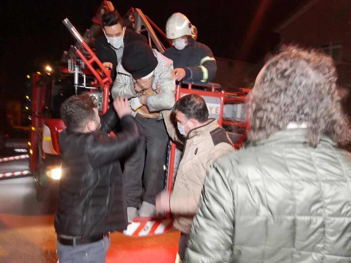 Aksaray'da kiracı, ev sahibinin evine hırsızlığa girdi