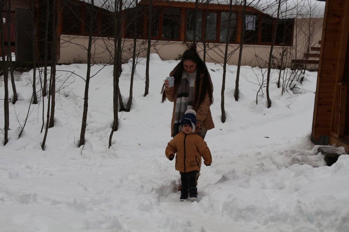 Ayder Yaylası, yılbaşı kısıtlamasında tatilcilerle doldu