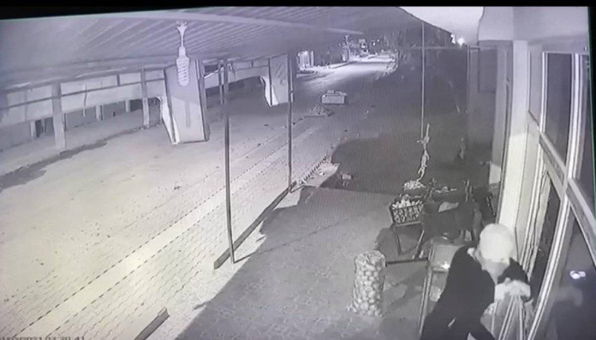 Hatay'da hırsız, bir paket sigara için marketi soydu