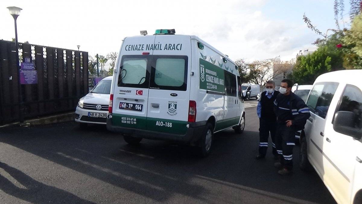 Bodrum'da elleri kelepçeli başına poşet geçirilmiş şekilde ölü bulundu