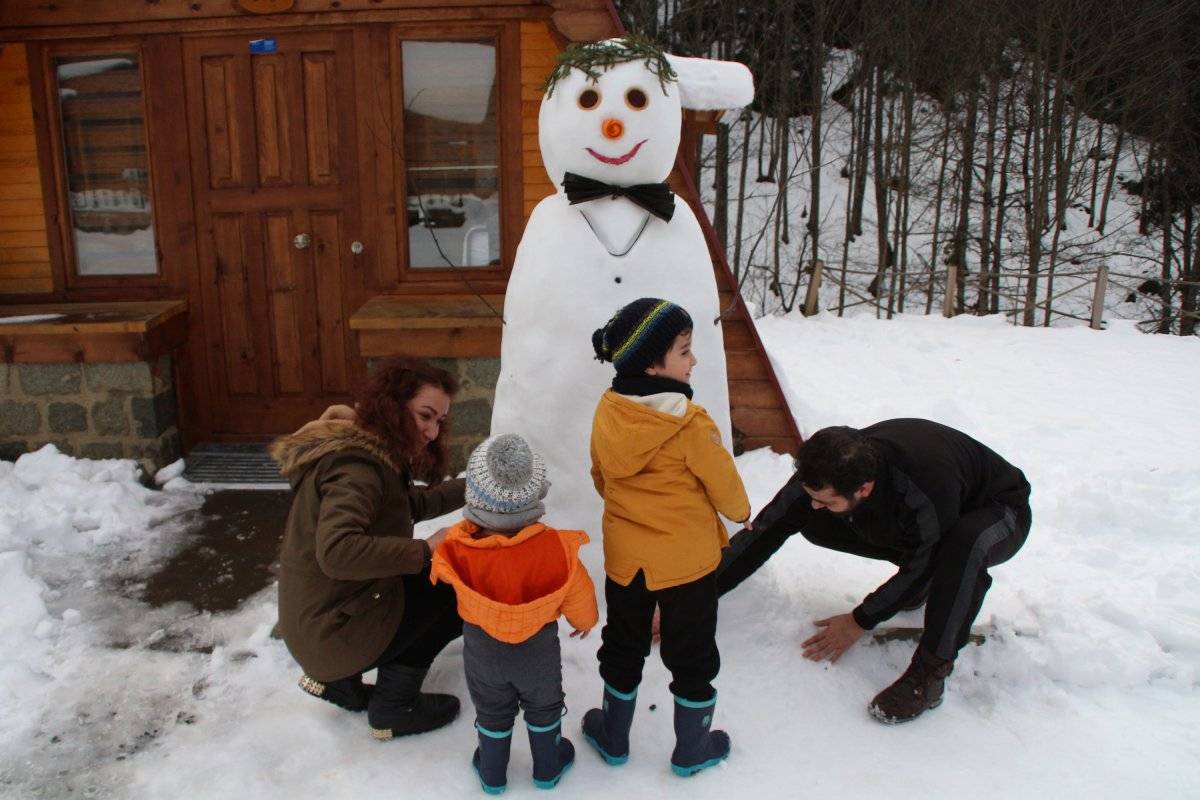 Ayder Yaylası, yılbaşı kısıtlamasında tatilcilerle doldu