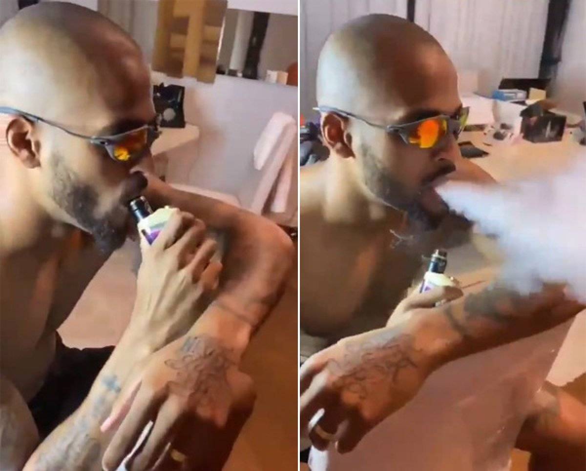 Marcao dövme yaptırırken elektronik sigara içti