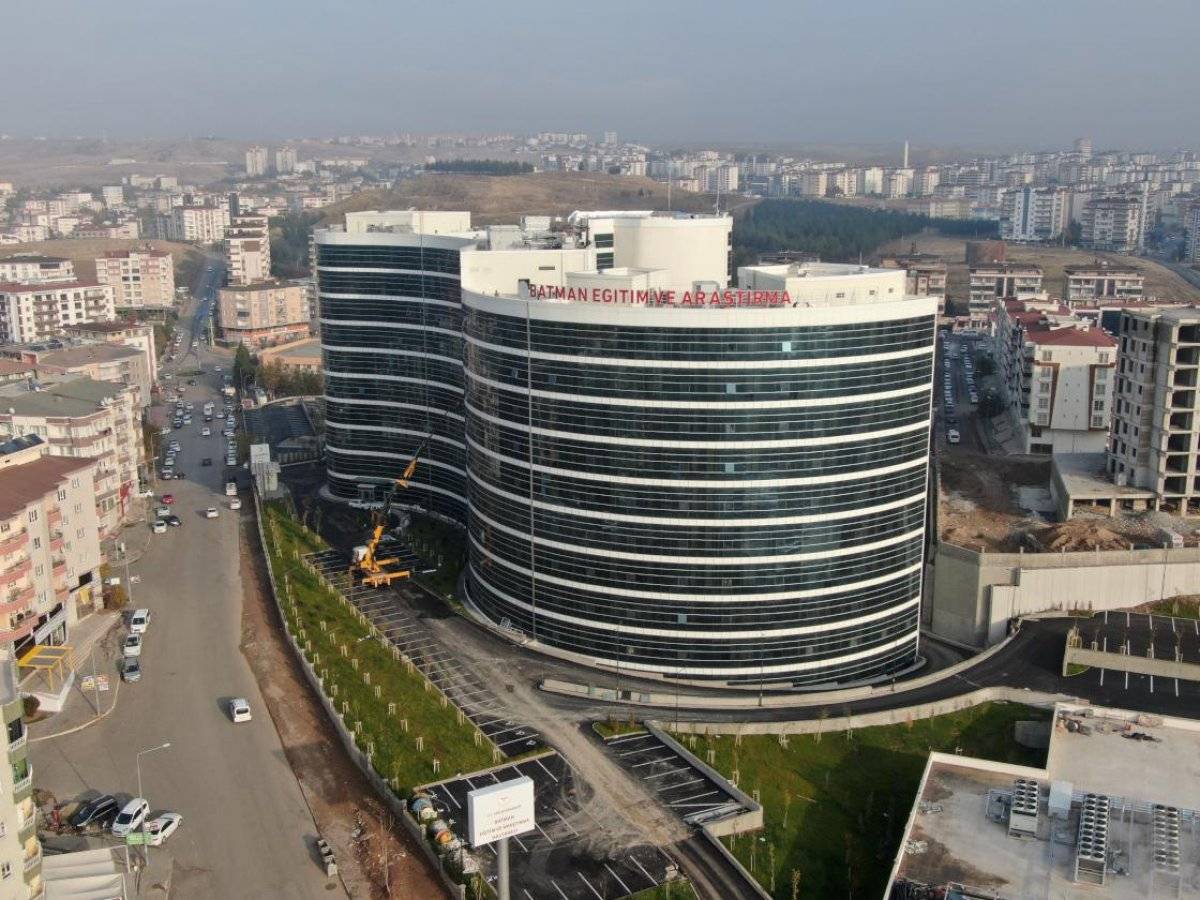 Türkiye'de 2020'de açılan 17 hastaneden koronavirüsle mücadeleye katkı